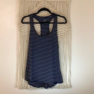 Flowy, comfy workout top!